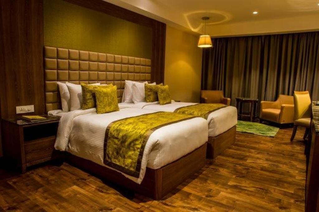 Lemon Tree Hotel Shiliguri Exterior foto